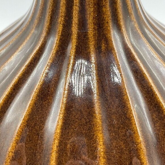 Jonathan Adler Pot Au Porter Original Collection Brown Glazed Ribbed Round Vase - Picture 8 of 9